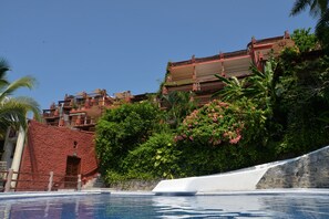 Outdoor pool - Hotel Aura del Mar (Zihuatanejo)