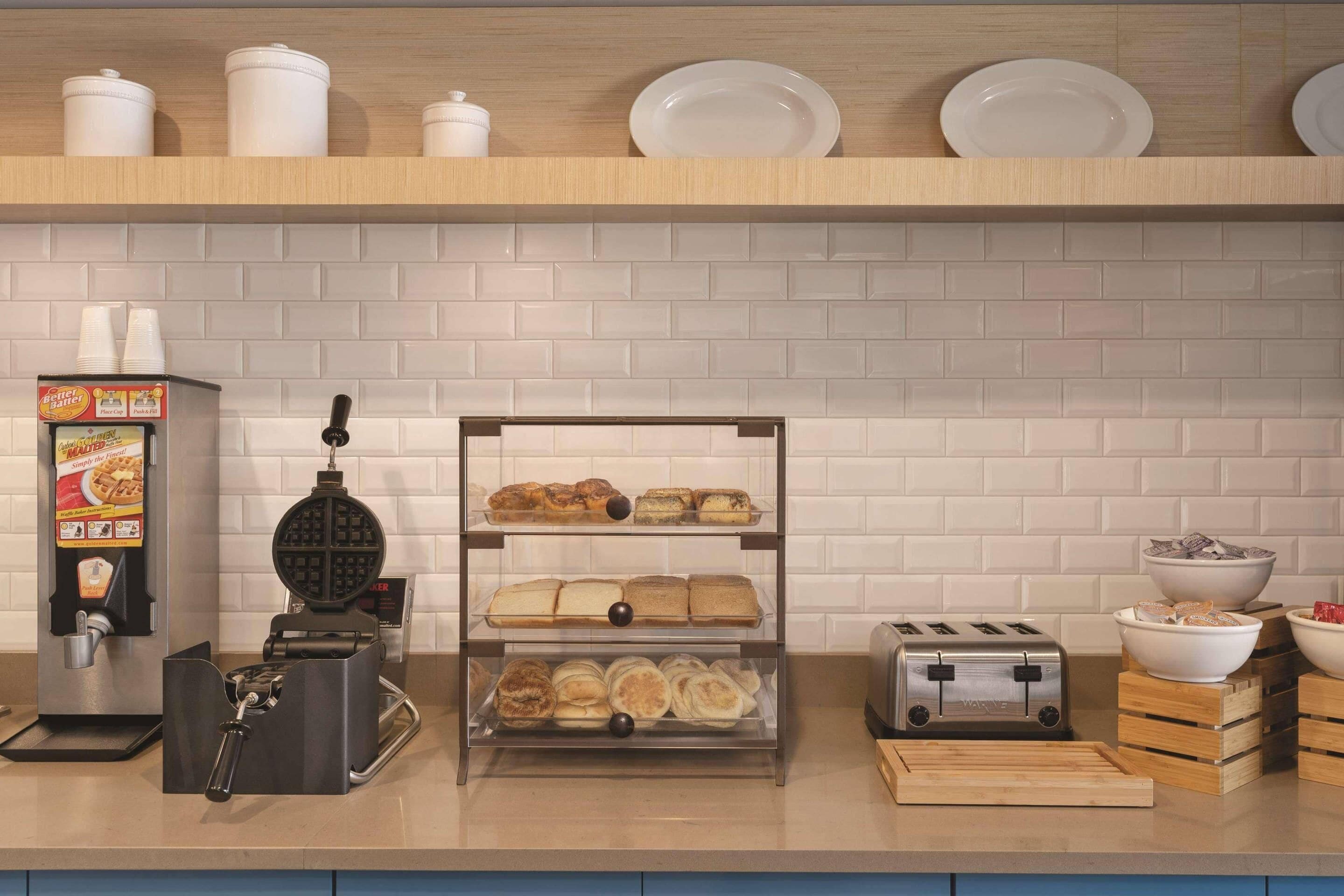 free daily self-service breakfast