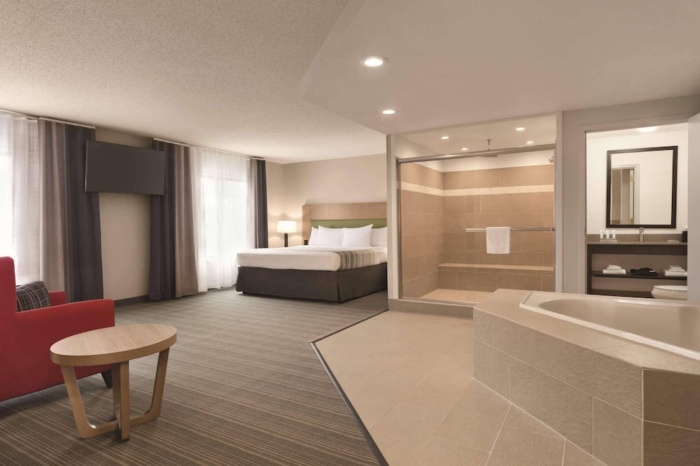 Country Inn & Suites by Radisson, Raleigh-Durham Airport, NC