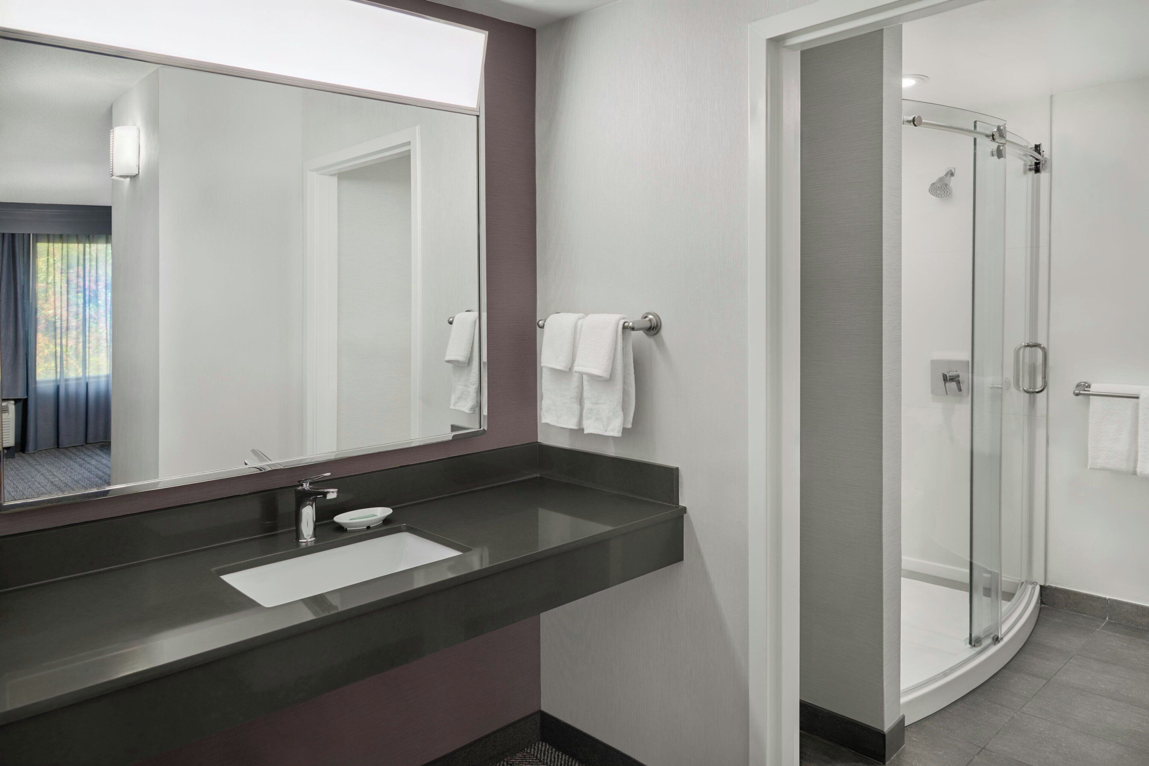 Photo - Courtyard by Marriott Kansas City Shawnee