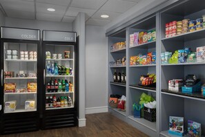 Snack bar