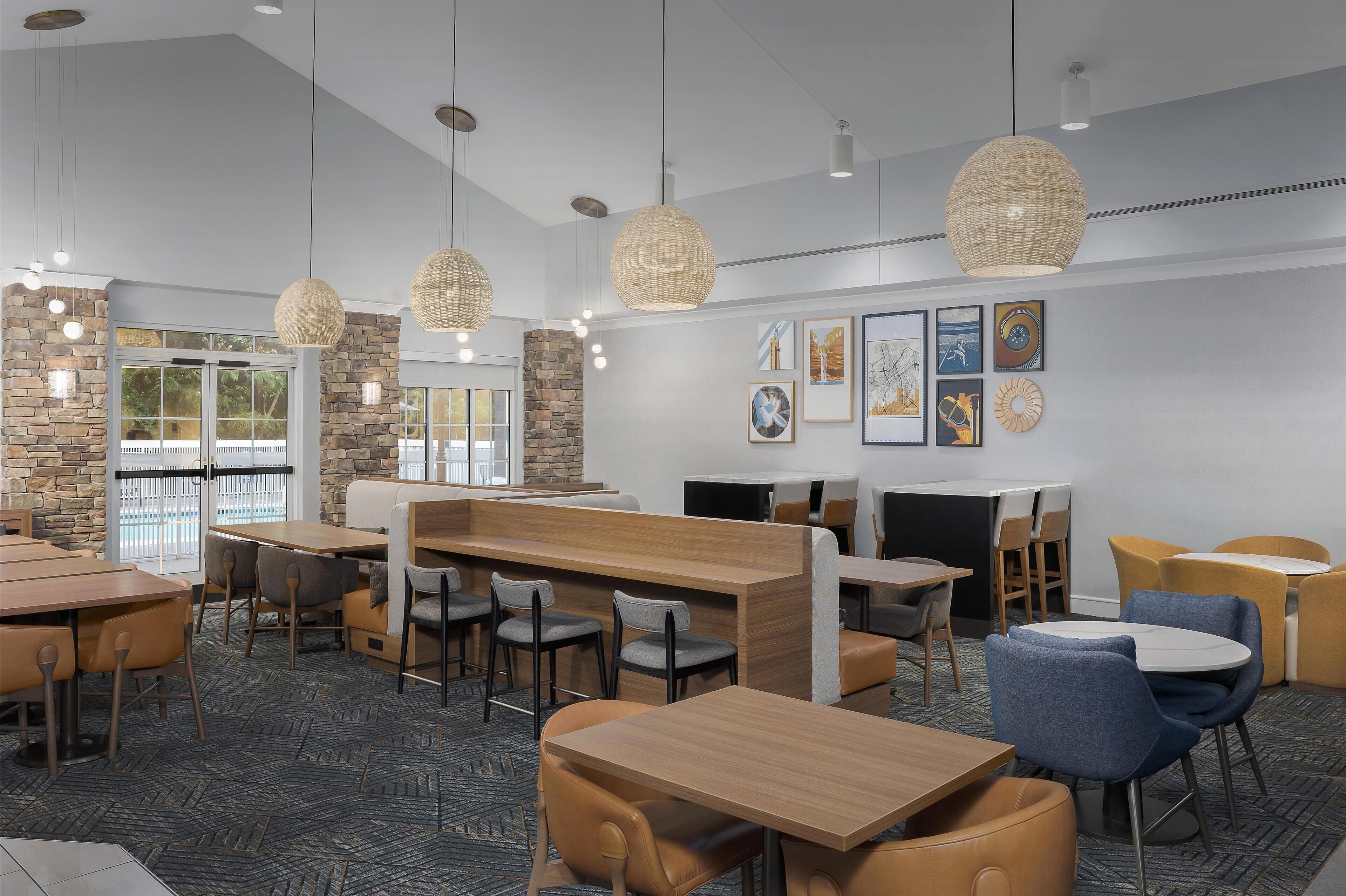 Free daily full breakfast