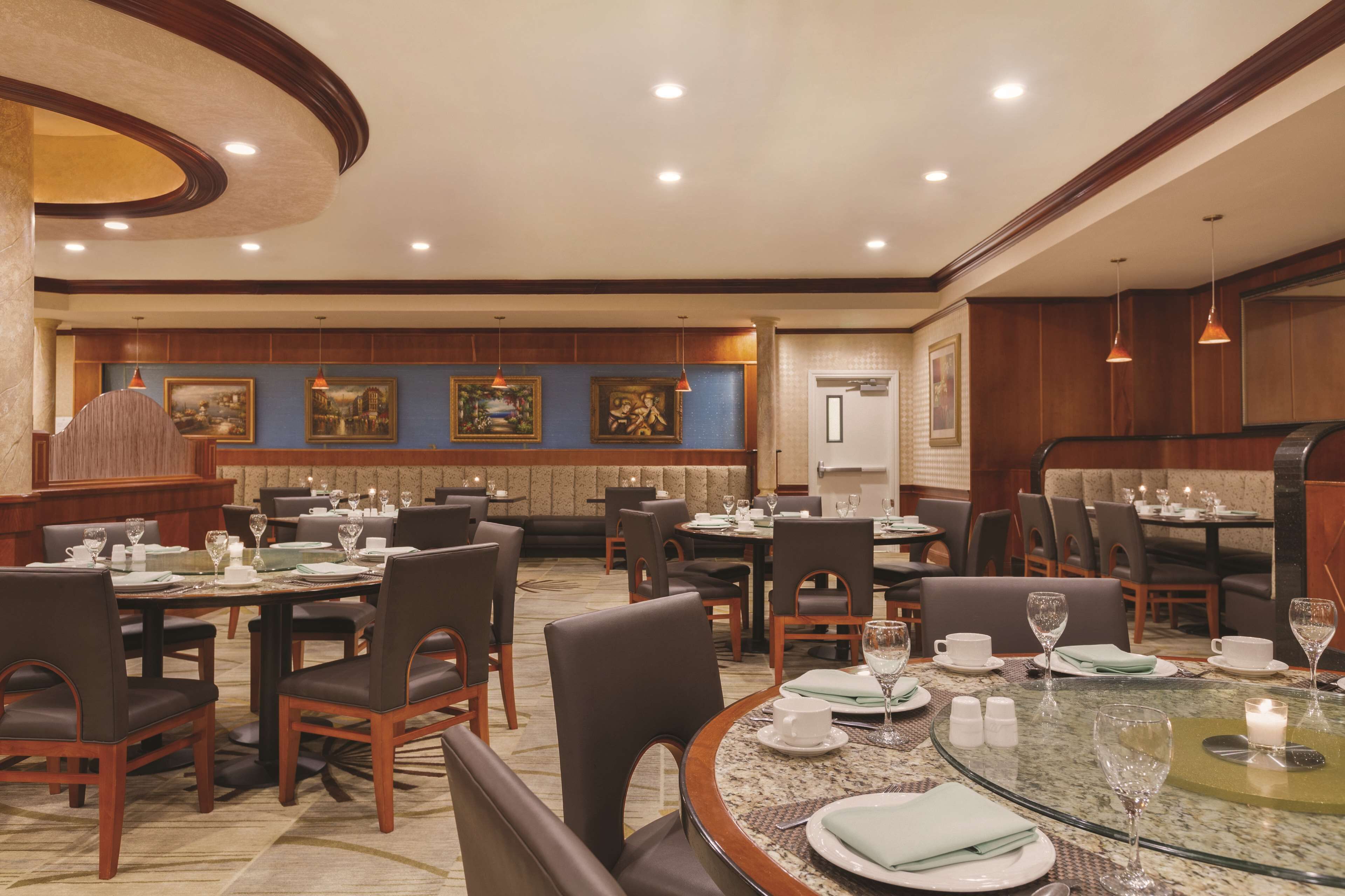 breakfast and brunch served