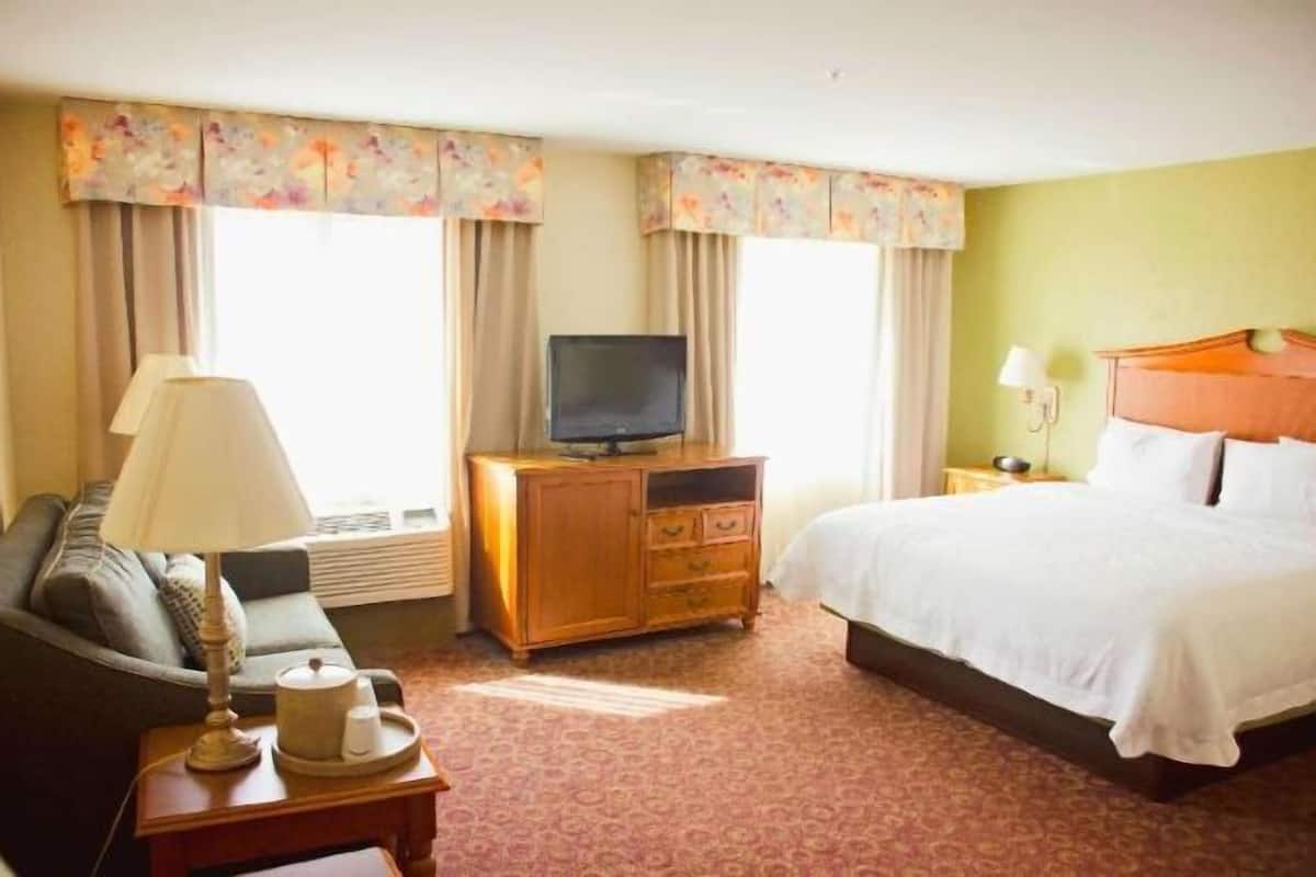 Een kluis op de kamer, verduisterende gordijnen