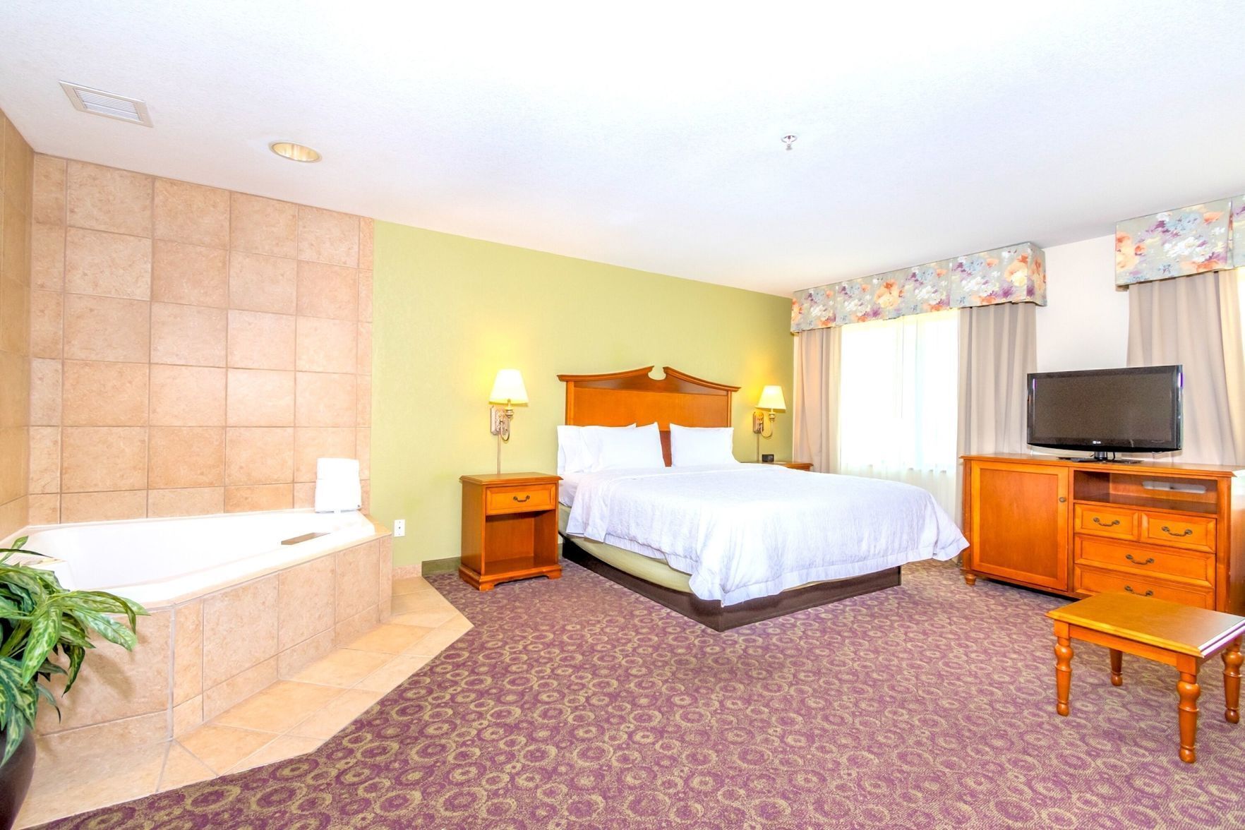 In-room safe, blackout drapes, iron/ironing board, free WiFi