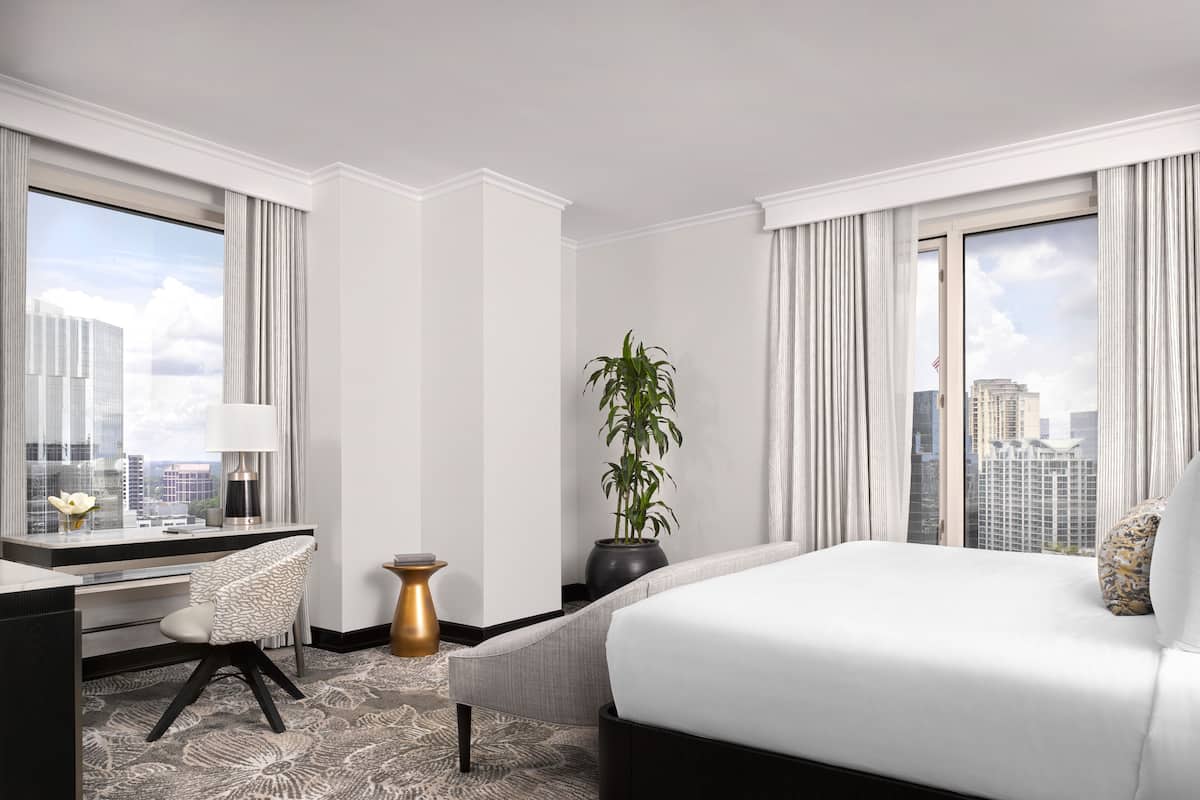 Royal Suite, 1 Katil Raja (King) | Cadar kapas Mesir, peralatan tempat tidur premium, gebar bulu kapas 
