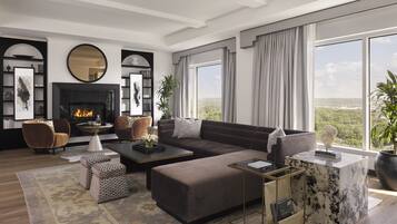 Presidentiële suite, 1 kingsize bed | Lakens van Egyptisch katoen, luxe beddengoed, donsdekens, een minibar