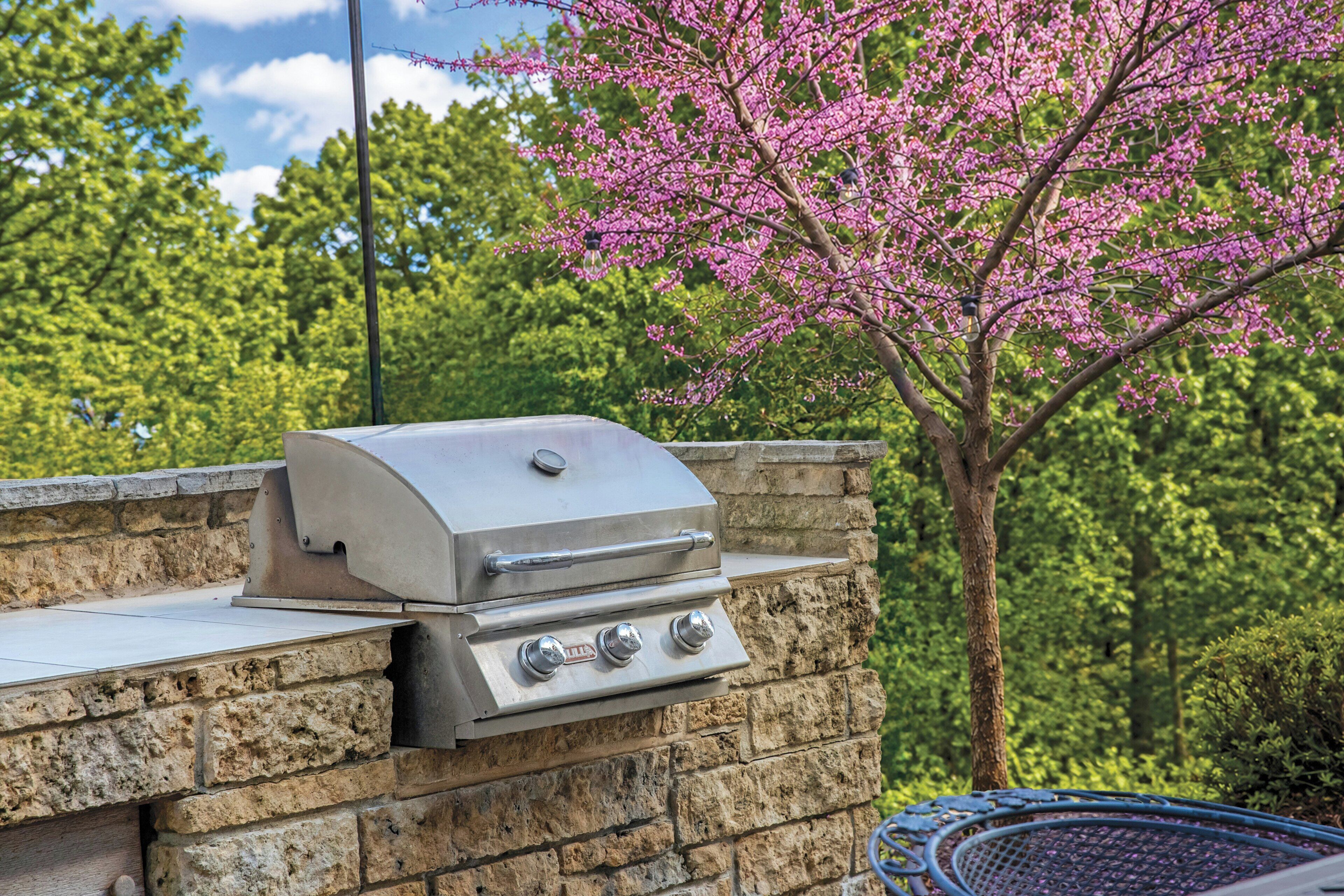 BBQ/picnic area