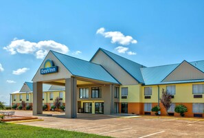 Exterior - Days Inn by Wyndham Tunica Resorts (Robinsonville)