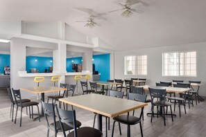 Desayuno continental incluido todos los días