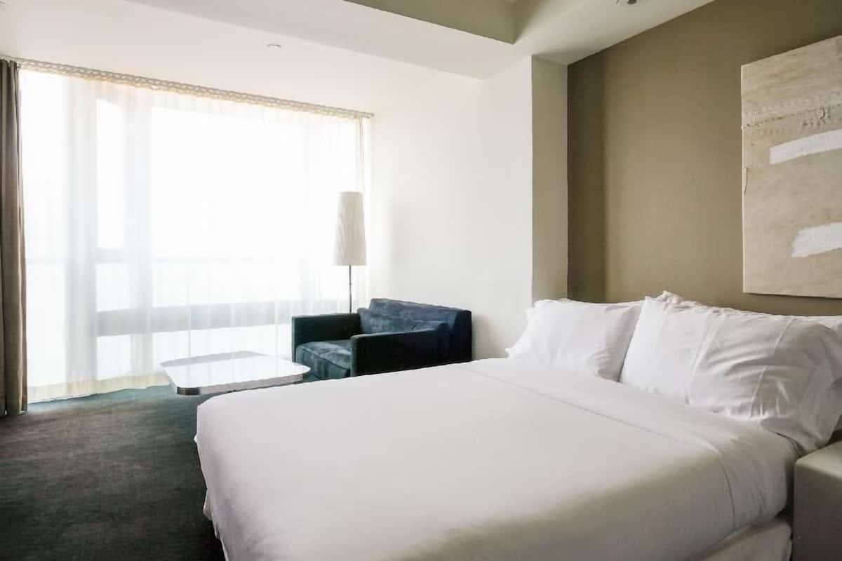 Frette Italian sheets, premium bedding, down comforters