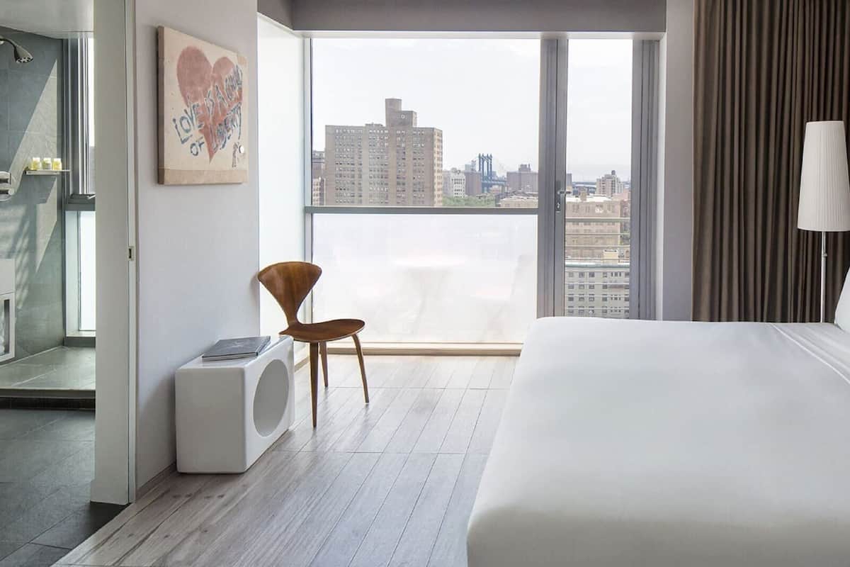 Frette Italian sheets, premium bedding, down duvets, Tempur-Pedic beds