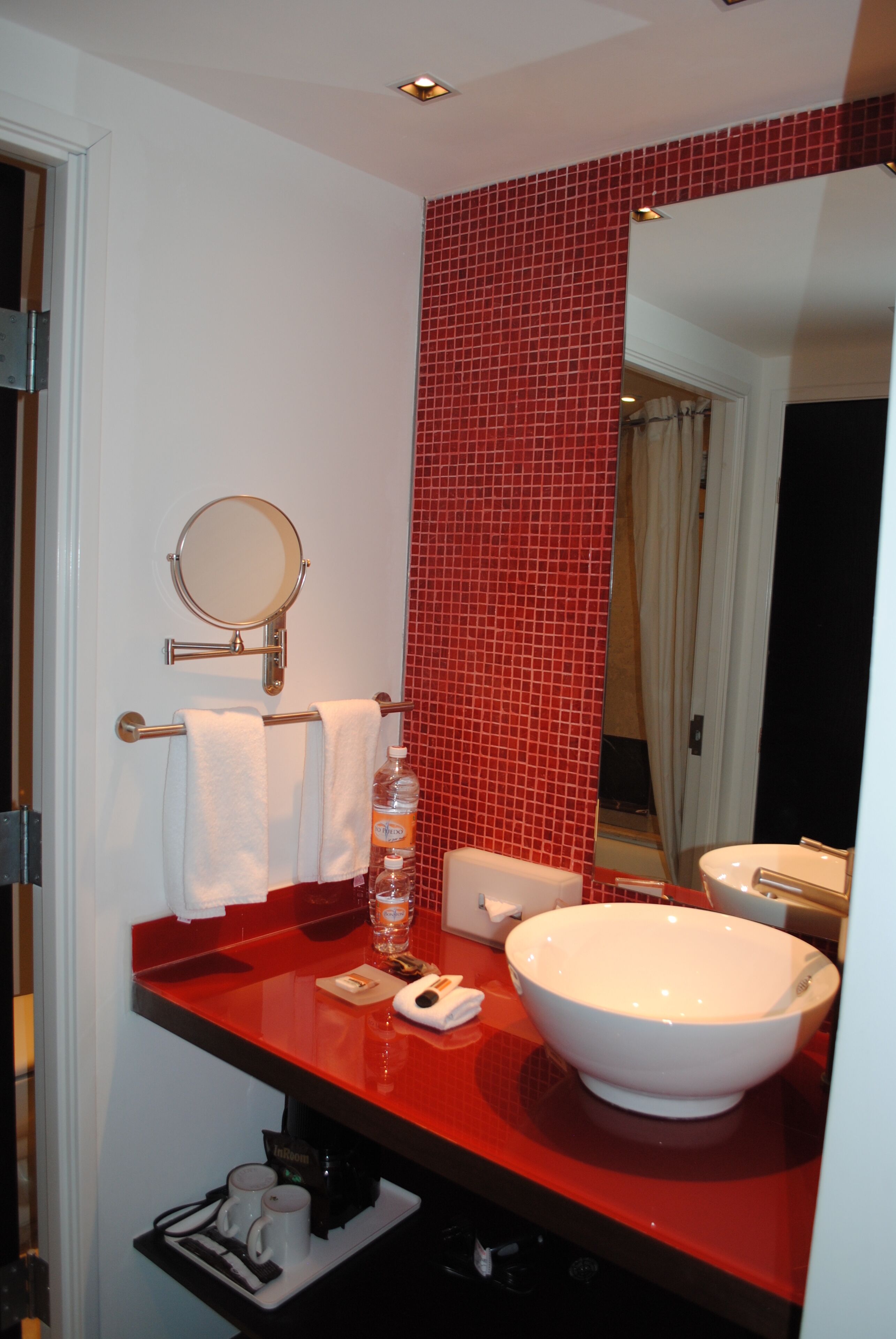 combined shower/bathtub, deep-soaking bathtub, eco-friendly toiletries