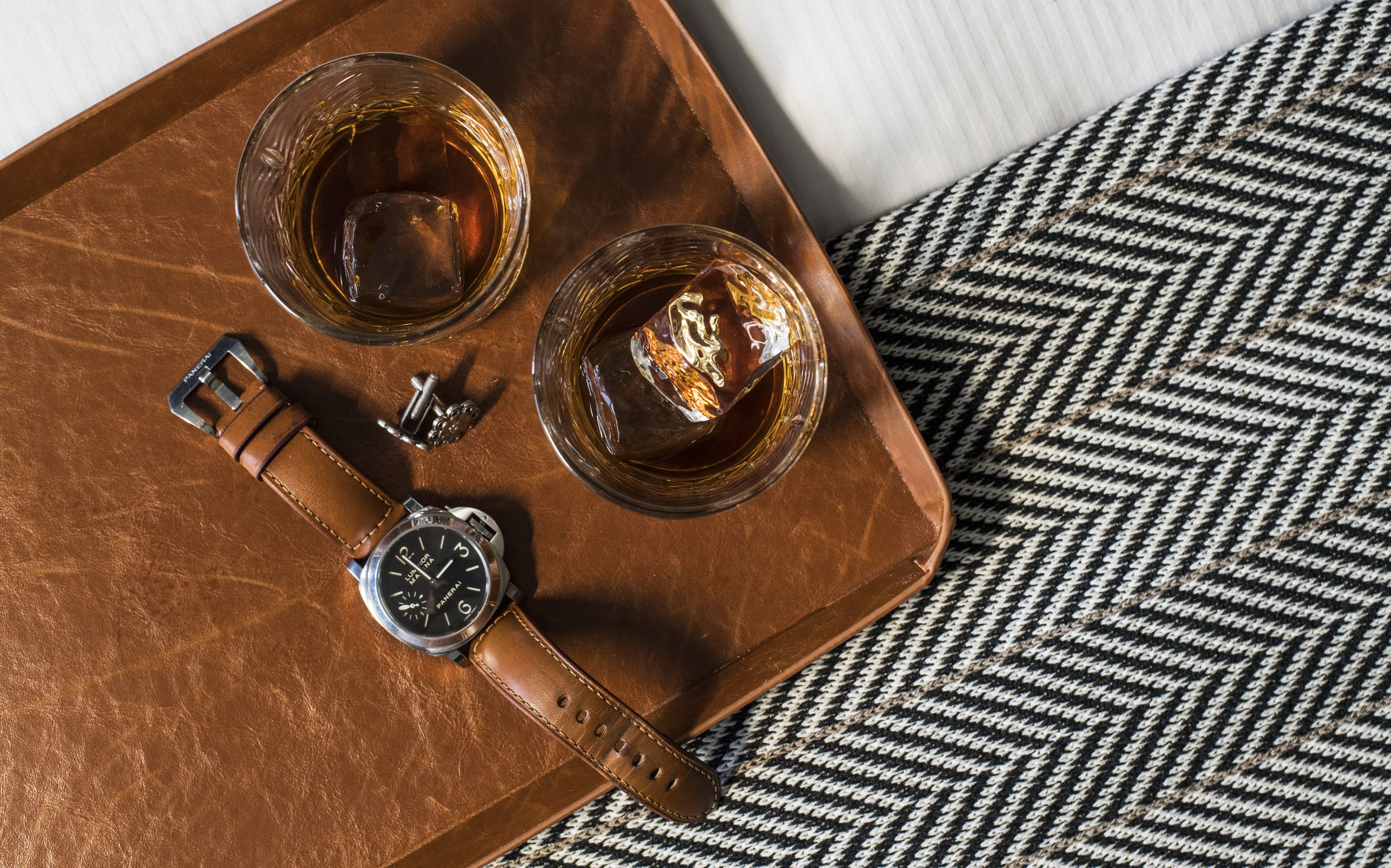 hypo-allergenic bedding, down duvets, pillow-top beds, travel cot