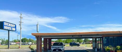 Entrada de la propiedad