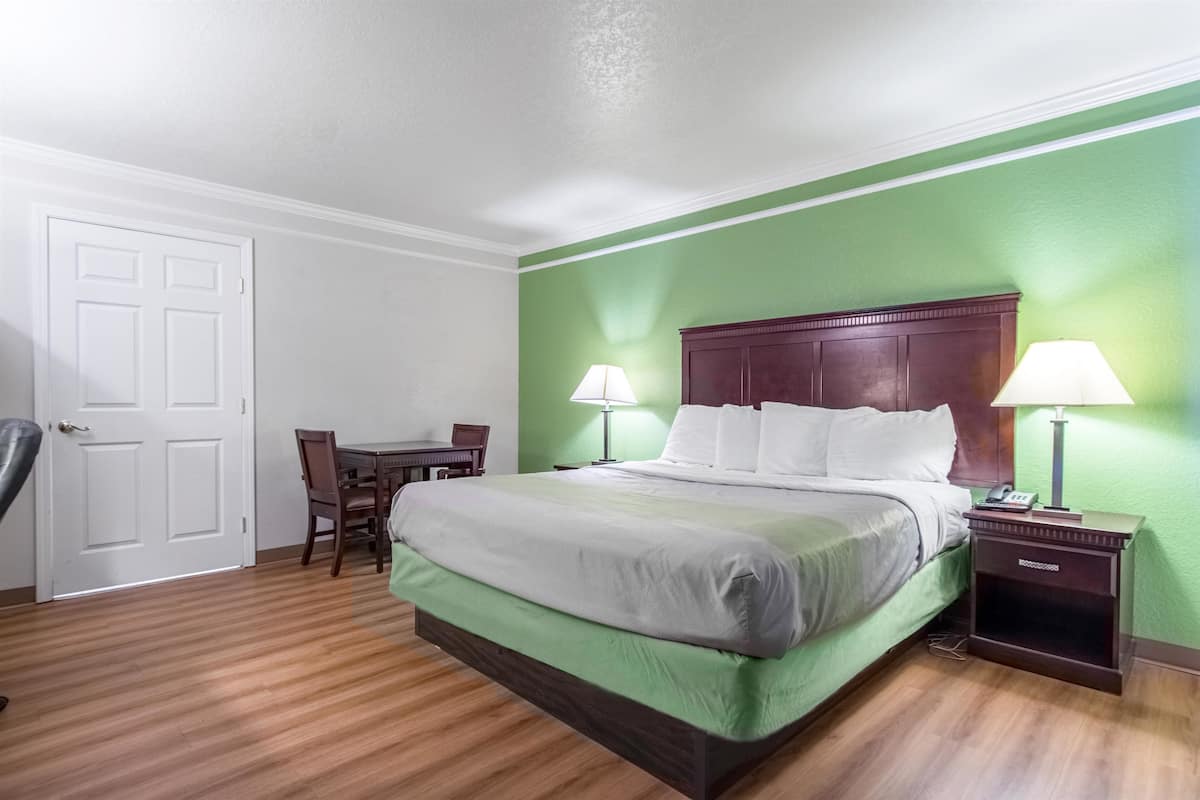Free cribs/infant beds, free WiFi, bed sheets, alarm clocks