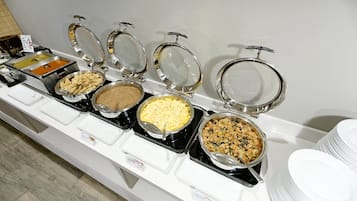 Termasuk sarapan bufet setiap hari