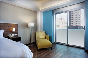 Literie de qualité supérieure, coffres-forts dans les chambres, bureau