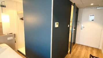 1 bedroom, individually furnished, desk, blackout drapes