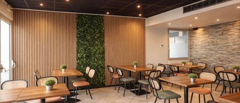 Daily buffet breakfast (EUR 12.9 per person)