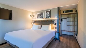 Ropa de cama de alta calidad, escritorio y cortinas blackout 
