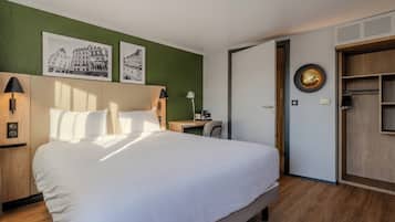 Standardværelse - 1 queensize-seng | Premium-sengetøj, skrivebord, mørklægningsgardiner