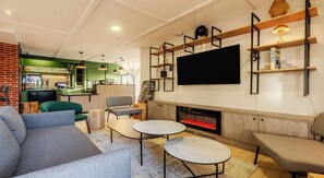 Bar (on property) - Campanile NATURE - Lille Est Villeneuve-d'Ascq (Villeneuve-d'Ascq)