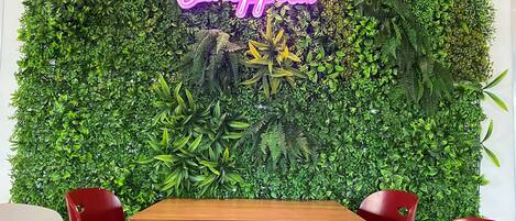 Breakfast and dinner served