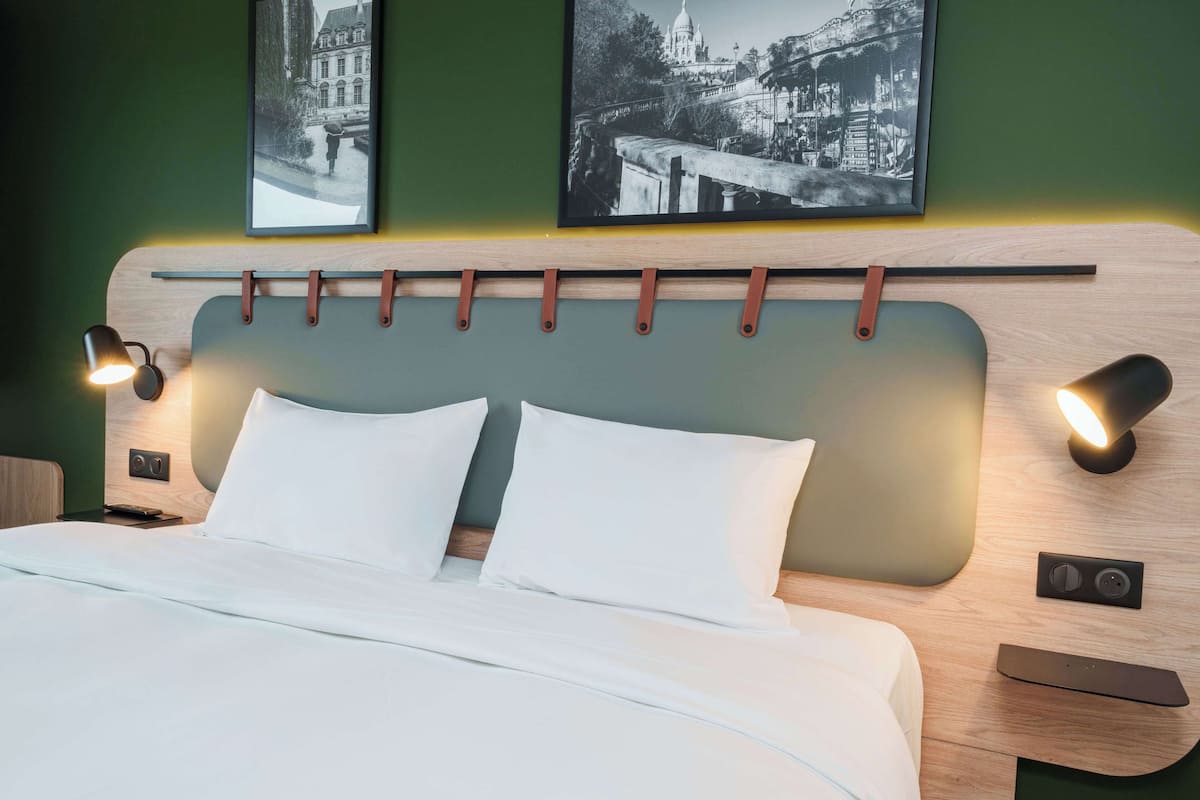 Premium bedding, desk, soundproofing, iron/ironing board