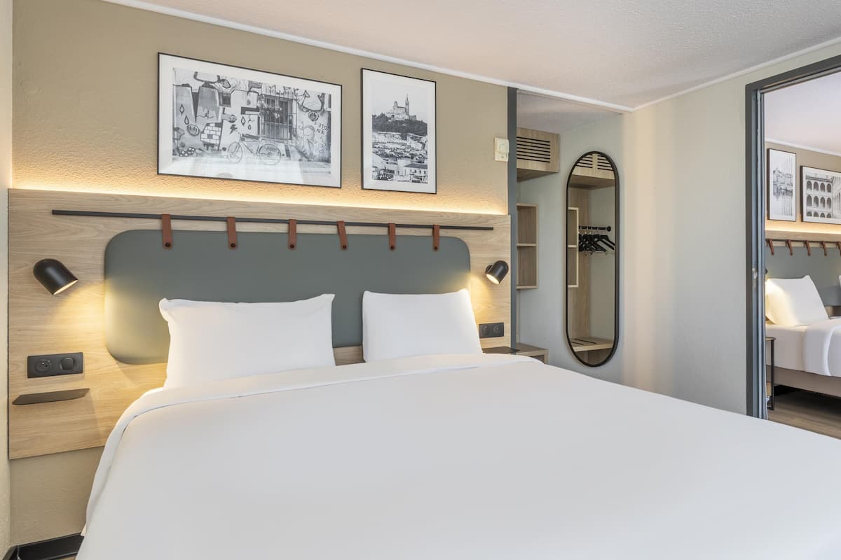 Standard Room, Multiple Beds, Connecting Rooms | Premium bedding, desk, soundproofing, iron/ironing board (on request)