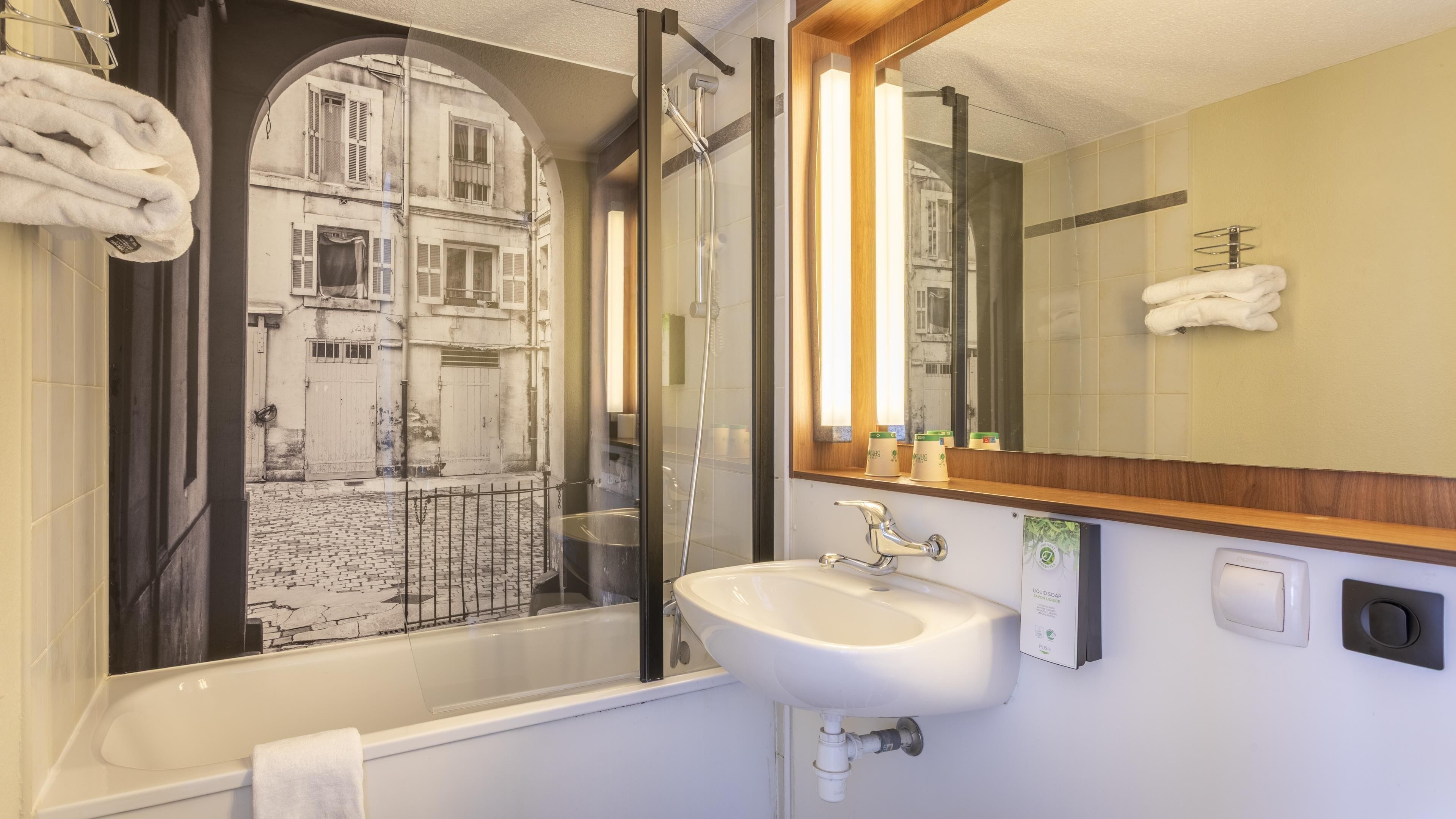 Foto - Campanile NATURE - Marseille Saint-Antoine