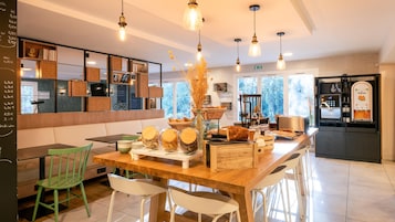 Daily buffet breakfast (EUR 14 per person)