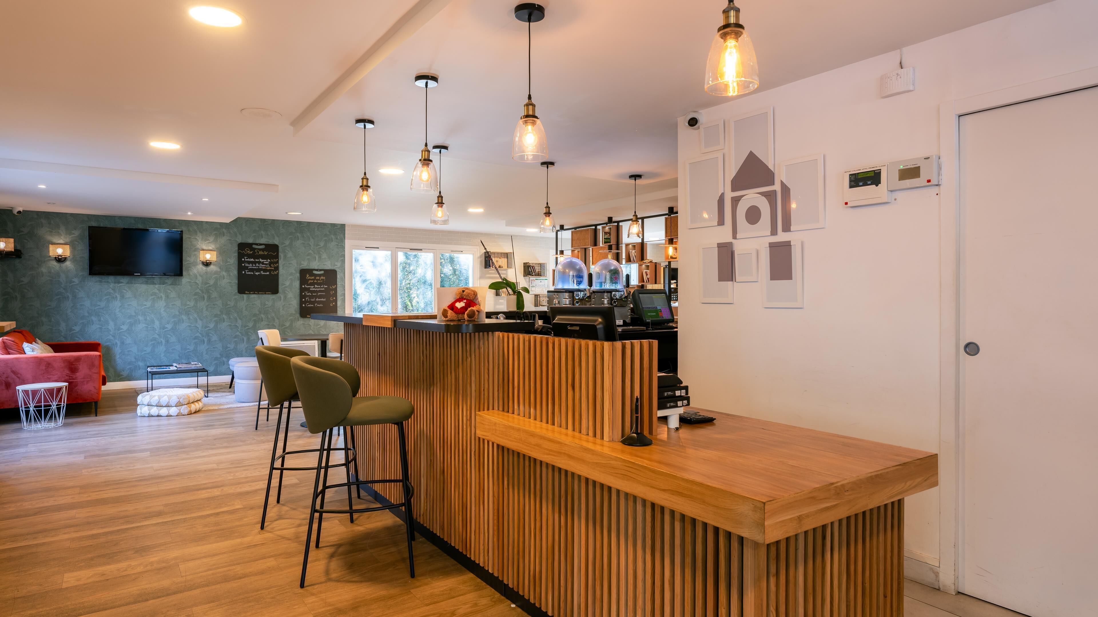 Bar (en el alojamiento)