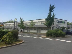 Fachada de la propiedad