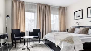 Chambre Familiale, 1 lit double, non-fumeurs | Bureau, Wi-Fi gratuit, draps fournis