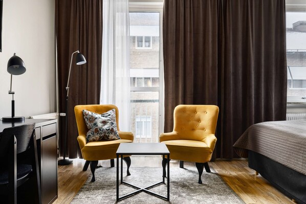 Phòng Superior, 1 giường đôi, không hút thuốc | Bàn, truy cập Internet không dây miễn phí, bộ trải giường 