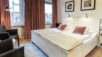 Phòng Tiêu chuẩn, 1 giường đôi, không hút thuốc | Bàn, truy cập Internet không dây miễn phí, bộ trải giường