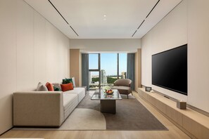 Suite, 1 Bedroom, Kitchen (Dining Area) - Crowne Plaza Dalian Kerren by IHG (Dalian)