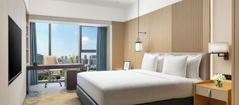 Crowne Plaza Dalian Kerren by IHG