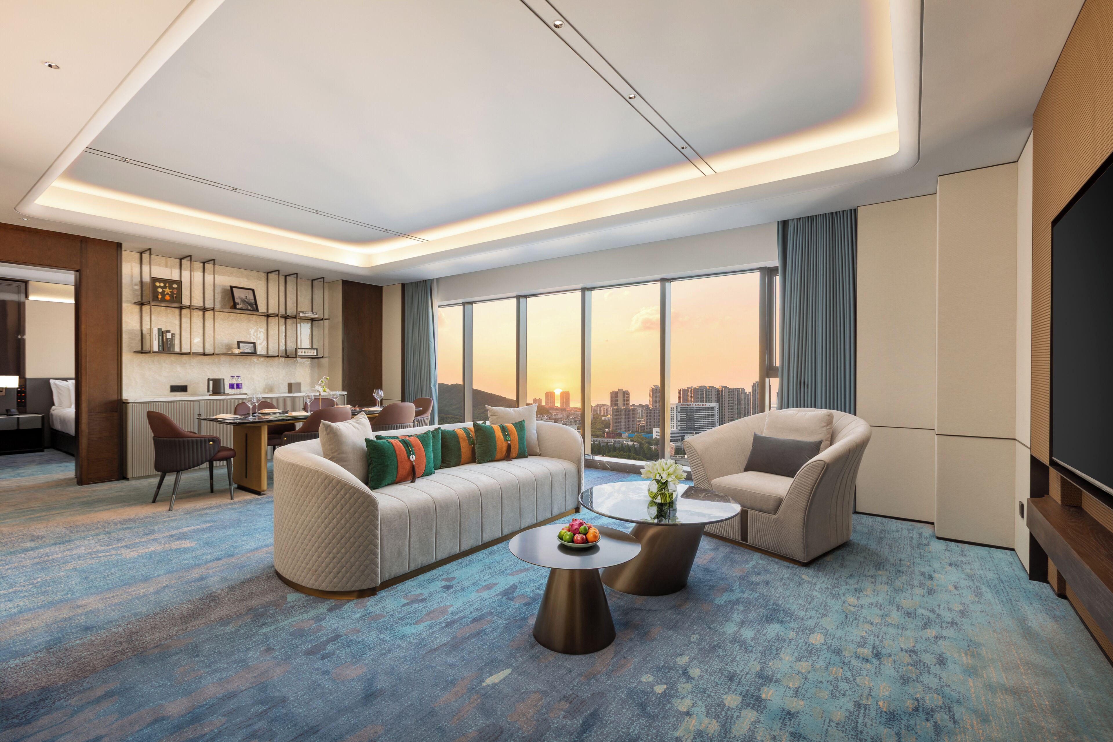 Suite (Crowne Plaza)
