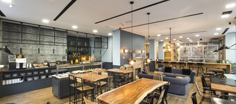 Petit Palace Triball