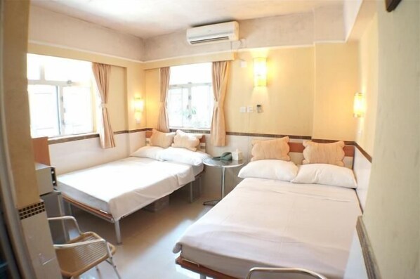 Family Room, 2 Double Beds