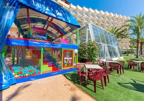 Children's play area - outdoor