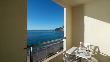 Beach/ocean view