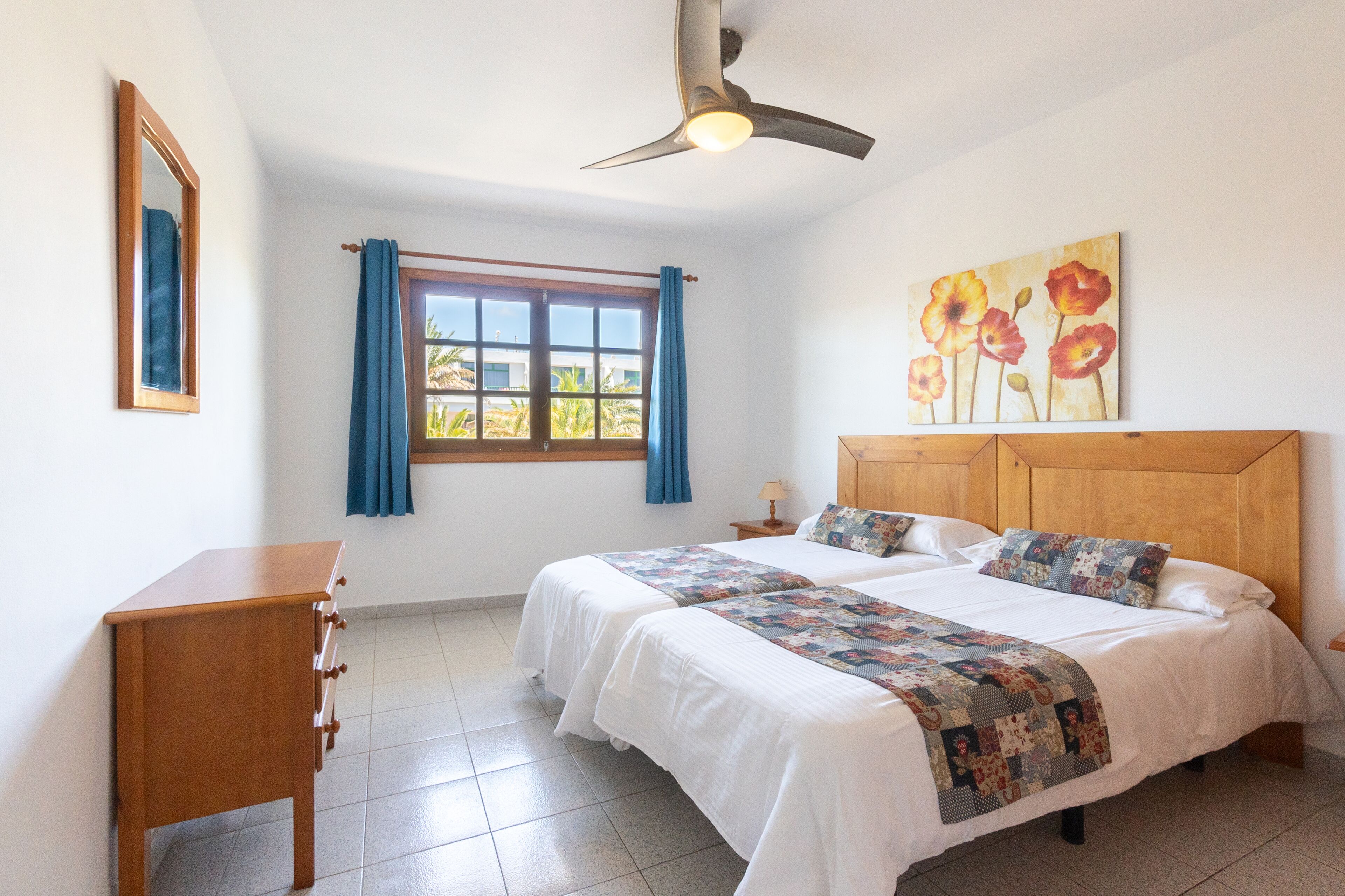 1 habitación y caja de seguridad en la habitación 