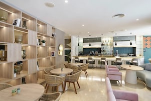 3 bares, bar en la azotea