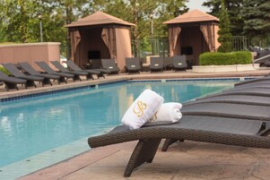 Seasonal outdoor pool, open 9:00 AM to 9:00 PM, cabanas (surcharge)