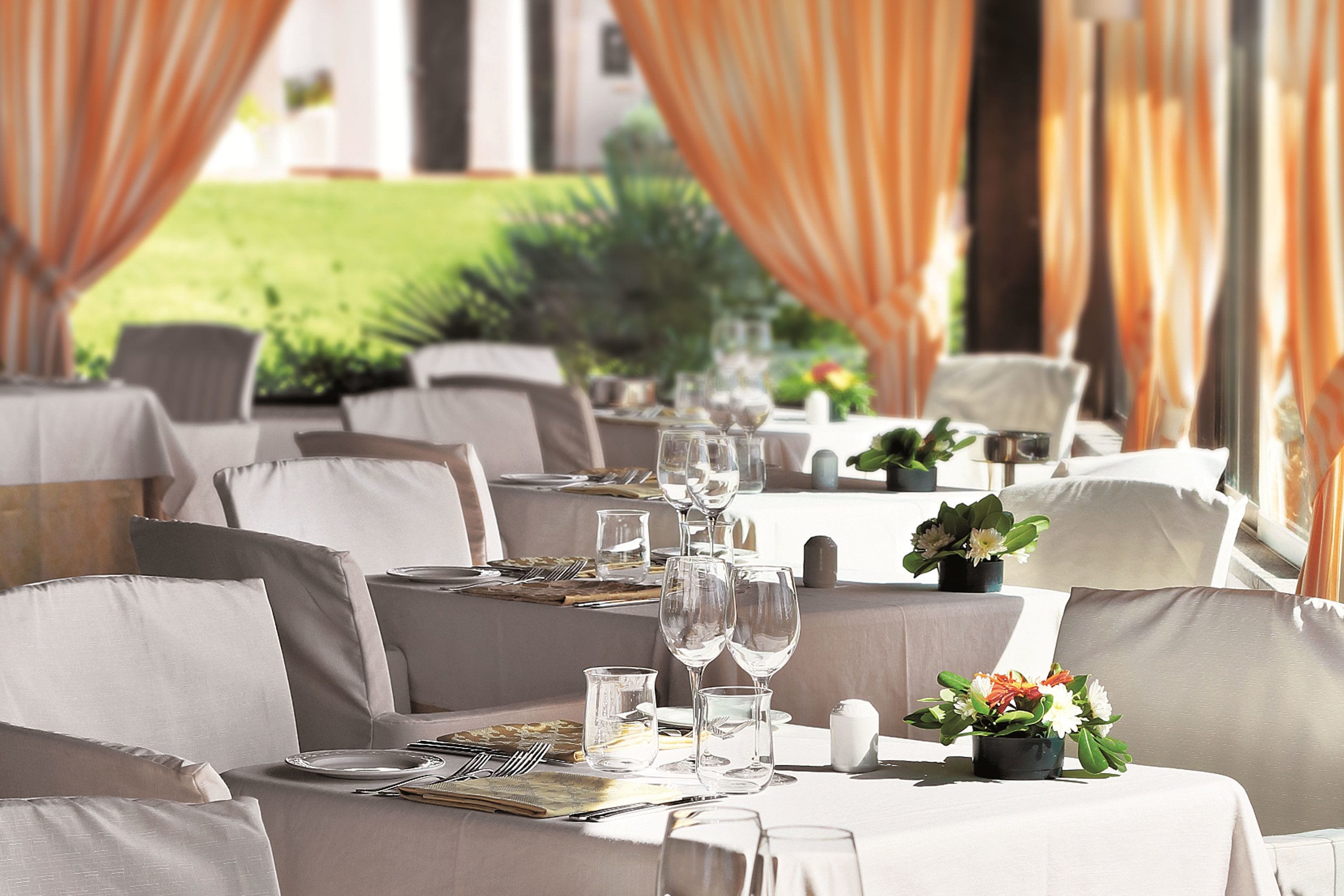 2 Restaurants, Frühstück