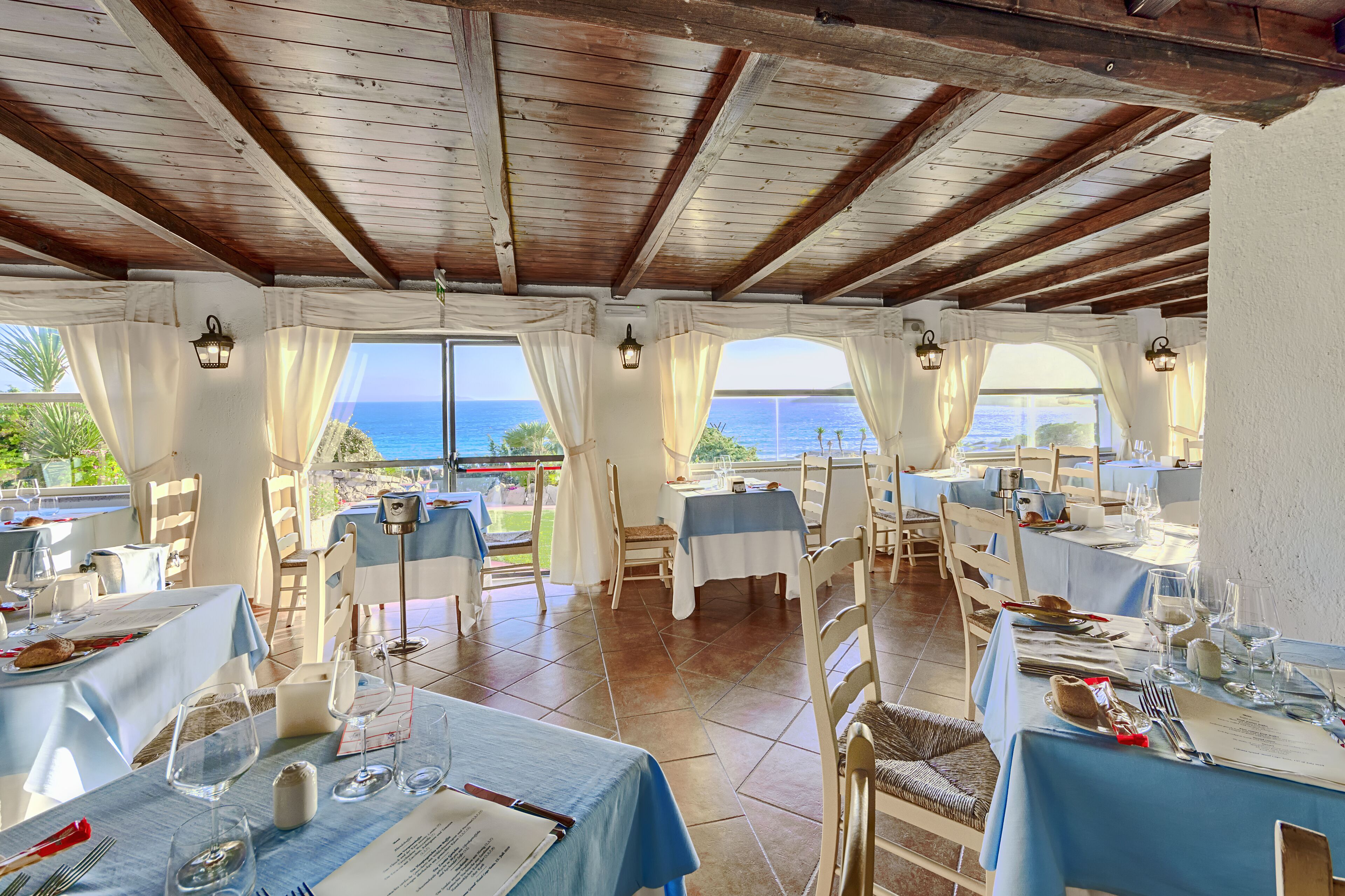 Deluxe Double or Twin Room, Balcony, Sea View | Restaurant | 2 restaurants, breakfast served