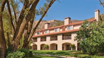 مدخل المنشأة